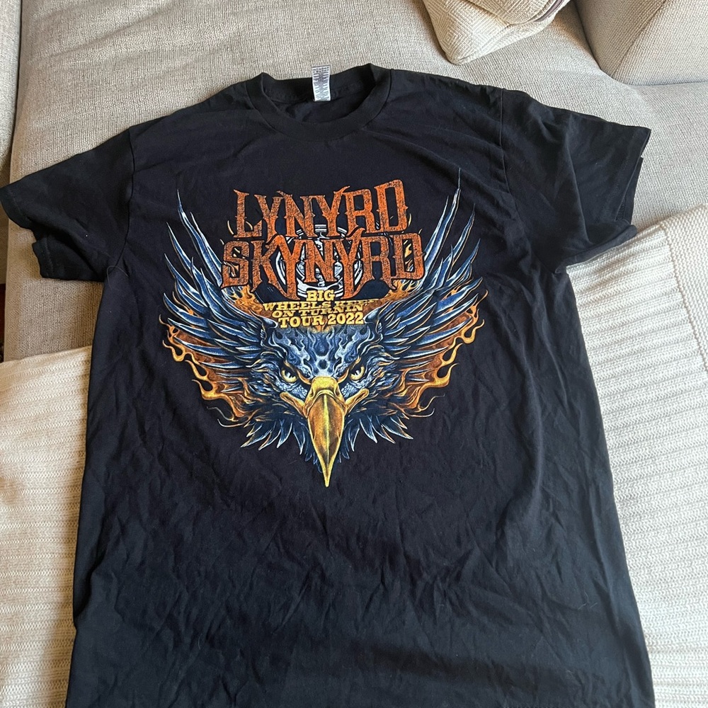 Lynyrd Skynyrd rock concert 2022 shirt